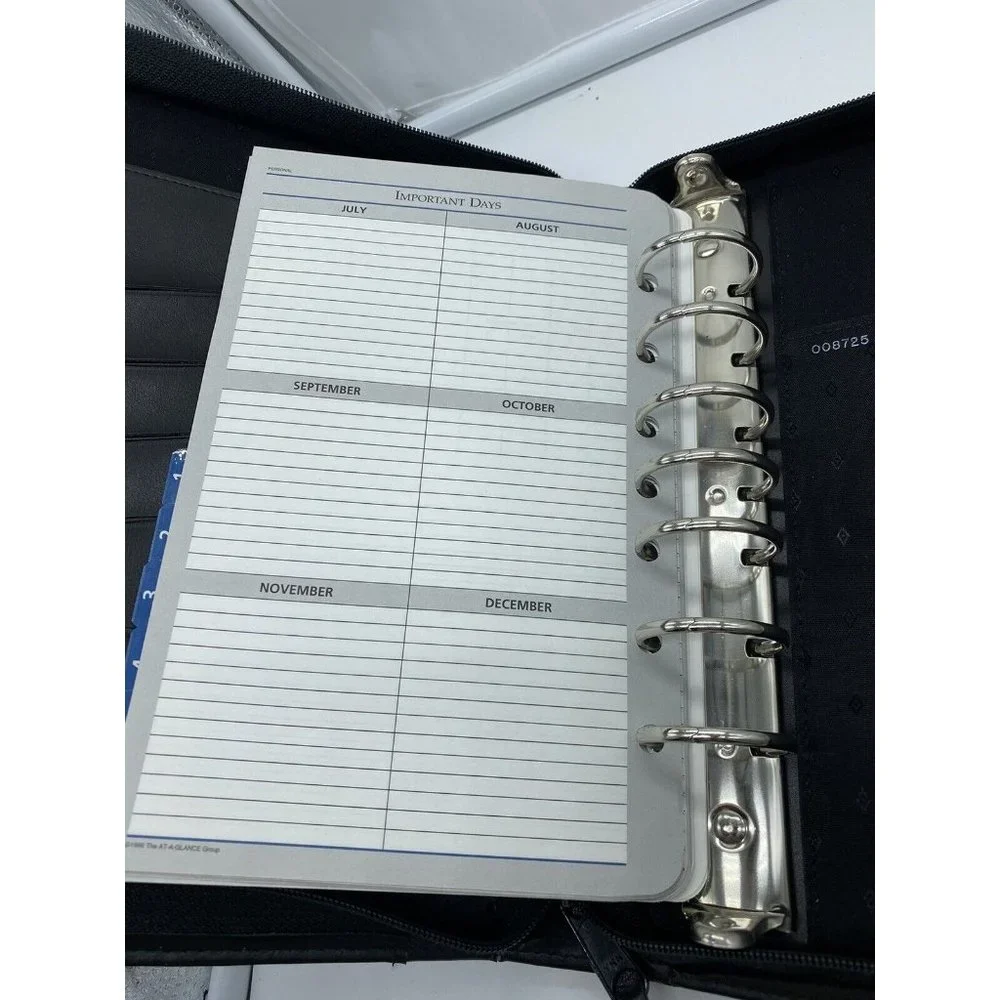 At A Glance Planner Organizer Black Faux Leather 7 Rings 8.5x10.25x2, 008725